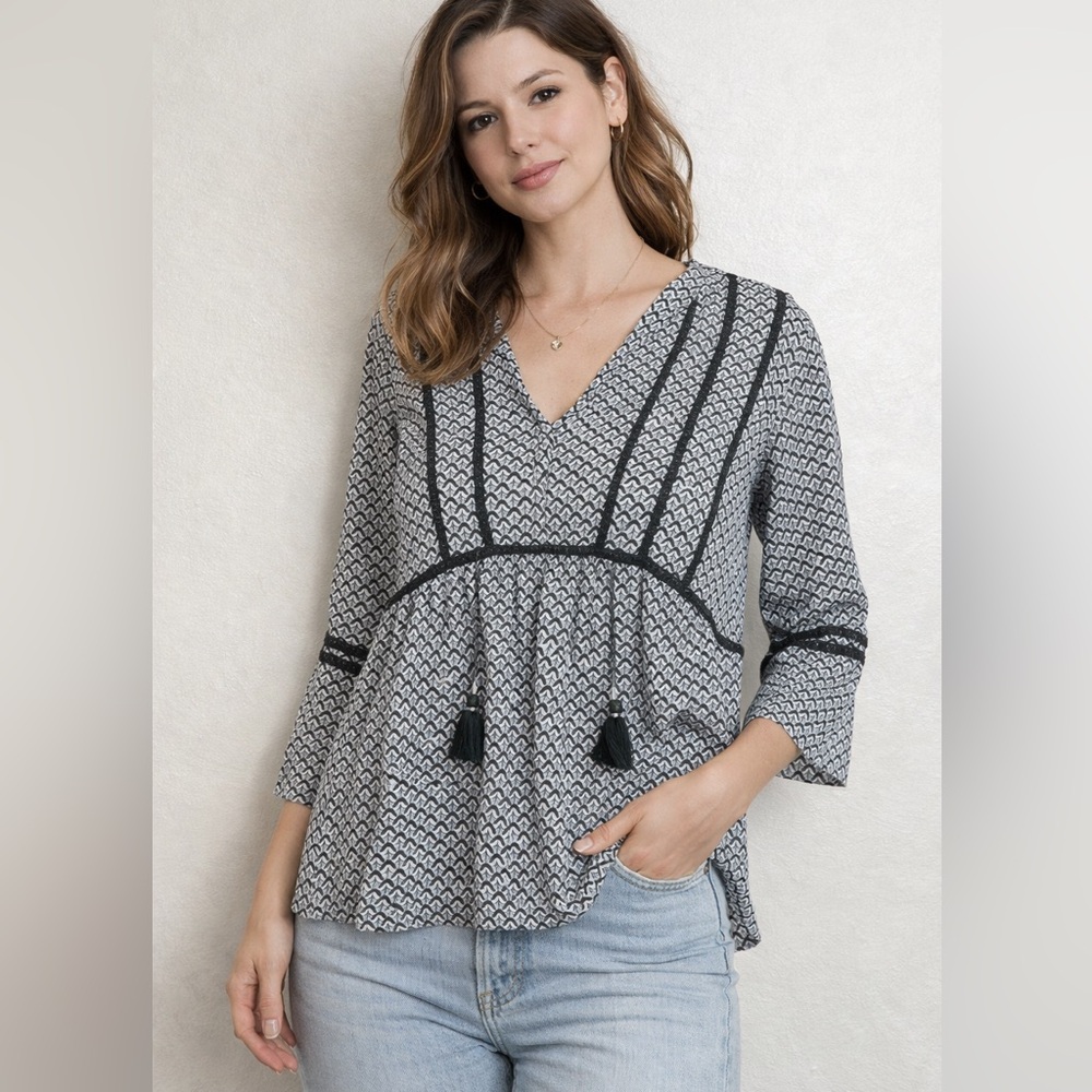 Boden Women’s Size 8 Black White Patterned Boho Peplum Top Tassel Detail